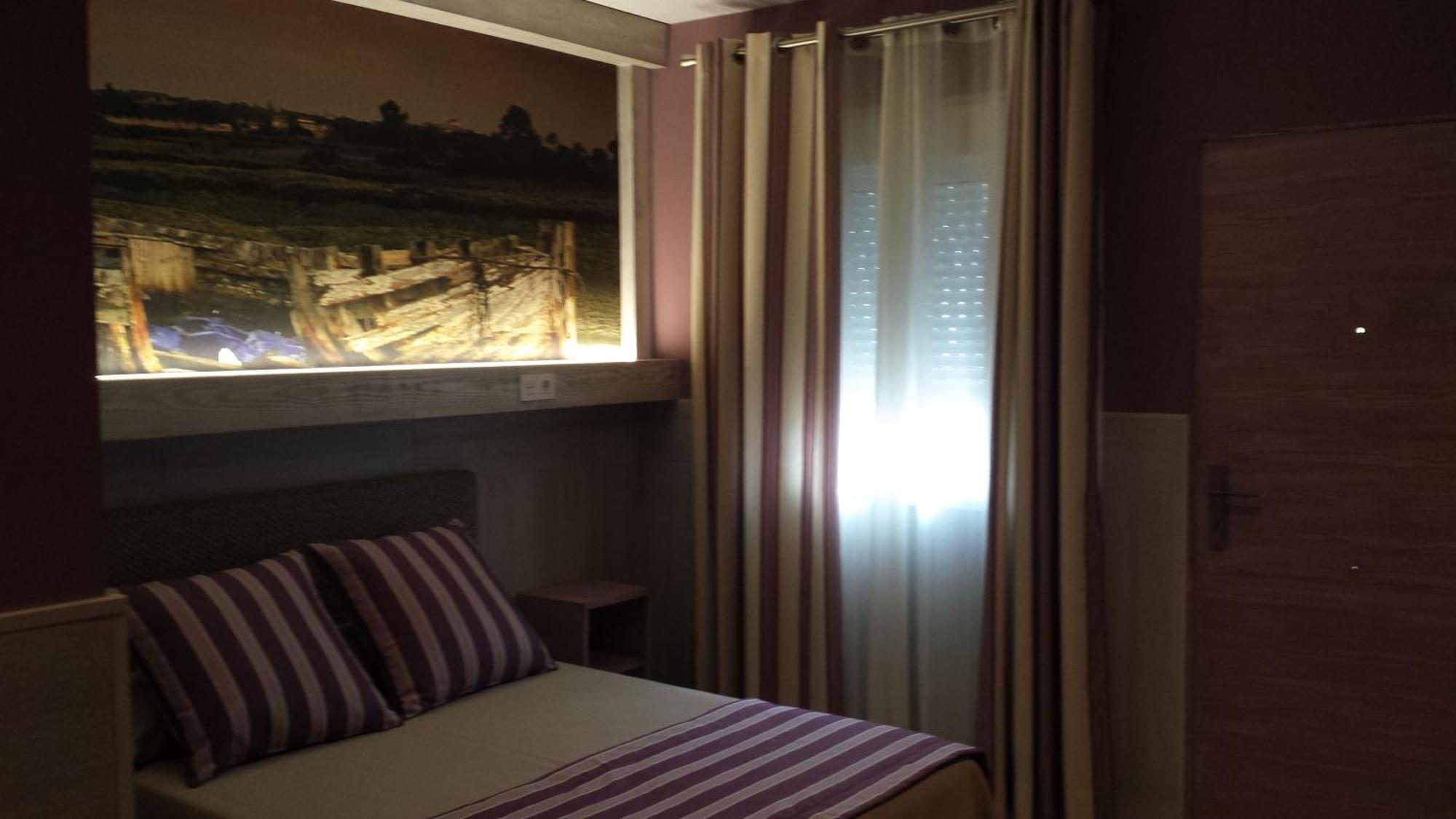 Hostal Noli Chiclana de la Frontera Buitenkant foto