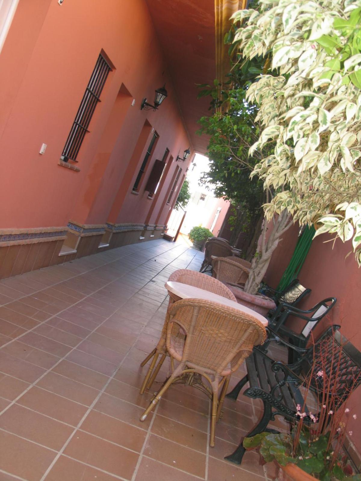Hostal Noli Chiclana de la Frontera Buitenkant foto