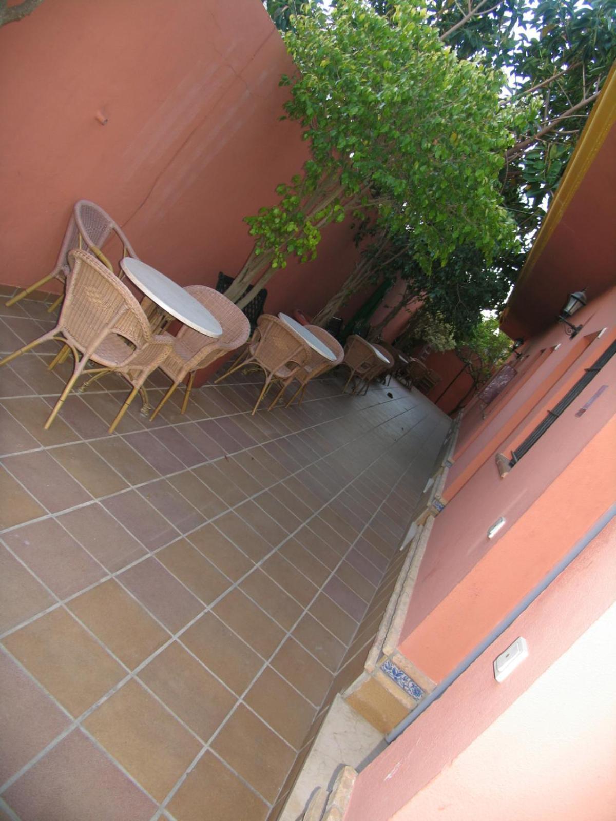 Hostal Noli Chiclana de la Frontera Buitenkant foto